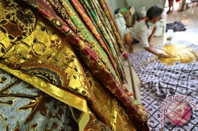 Mahasiswa UGM Buat Motif Batik Histologi