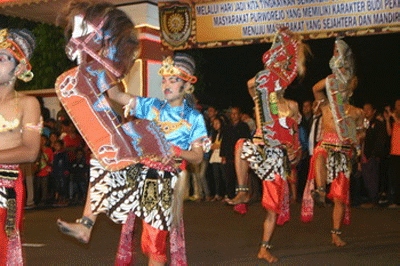 Karnaval Seni Budaya Purworejo Meriah