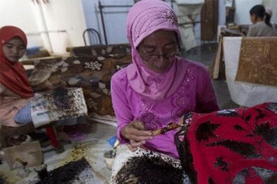 Batik Klasik Cirebonan Diminati Turis Jepang