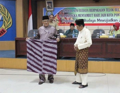 Setiap Harjad PNS Wajib Kenakan Telok Belangak