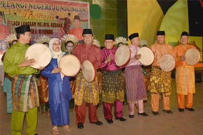 Wakil Bupati Bengkalis Buka Festival Pelangi Negeri