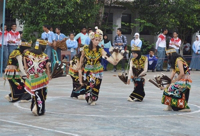 Cintai Budaya Sendiri, Gelar Lomba Tari Daerah