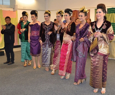 Songket Terpilih Wakili Indonesia