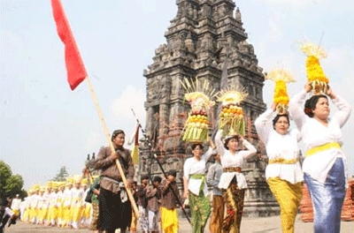 Parade Budaya Dukung Revitalisasi Teluk Benoa