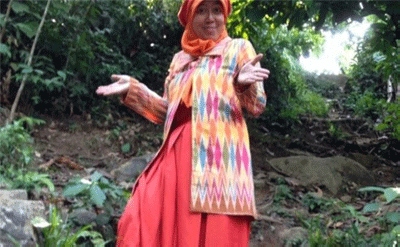 Pesona Kain Tenun Kapuas Hulu Mampu Pikat Istri Kapolda Kalbar