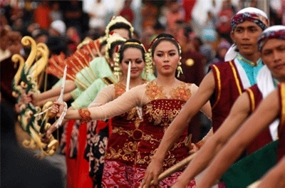 Cirebon Tuan Rumah Festival Keraton Nusantara 2017