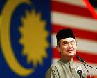 Badawi dan Istri ke Brunei