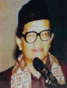 KH Ilyas Ruhyat Tutup Usia