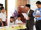 Acting MOE minister in working visit to schools