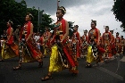Hujan Deras Warnai Pawai Budaya Sidoarjo